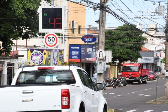 Lombadas eletrônicas ajudam a reduzir acidentes em Presidente Prudente