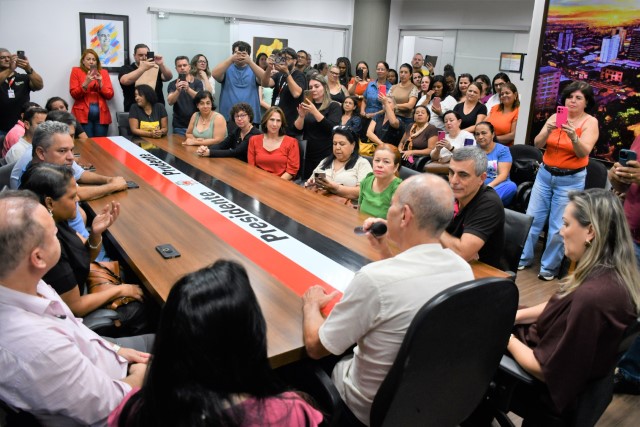 Prefeito sanciona lei que transforma Educadoras Infantis em Professoras em Presidente Prudente