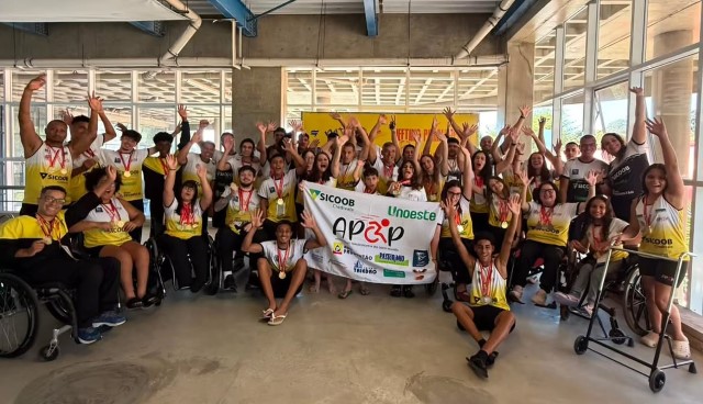 APOP/Semepp brilha no Meeting São Paulo com 101 medalhas conquistadas