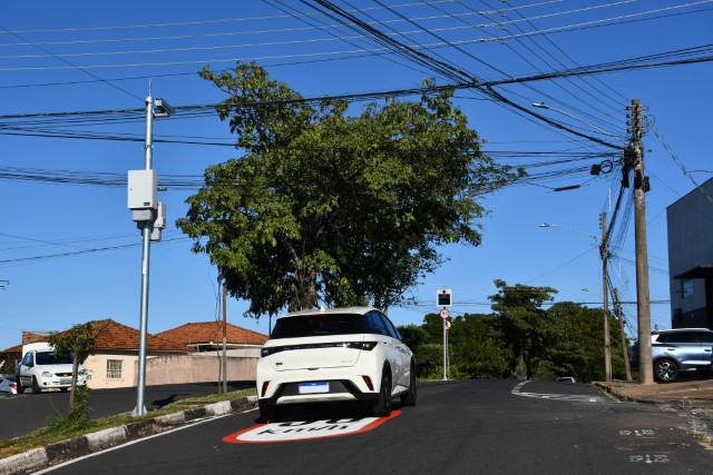 Novas lombadas eletrônicas em Presidente Prudente começam a funcionar em agosto