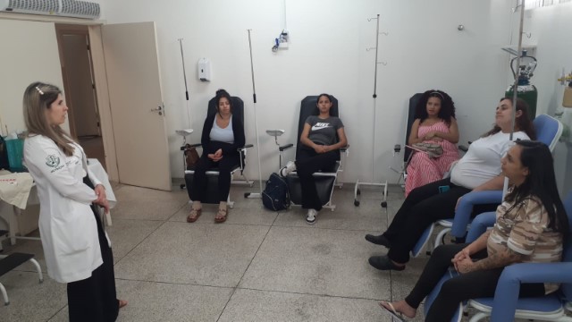 Encontro sobre doação de leite materno no Hospital Estadual de Presidente Prudente