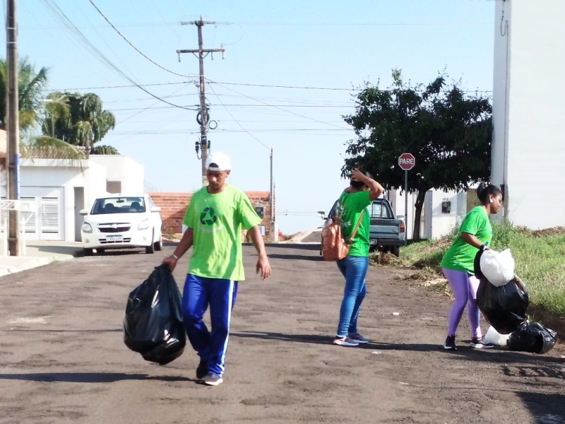 COOPERADAM e Prefeitura de Adamantina juntos na coleta seletiva e inclusão social