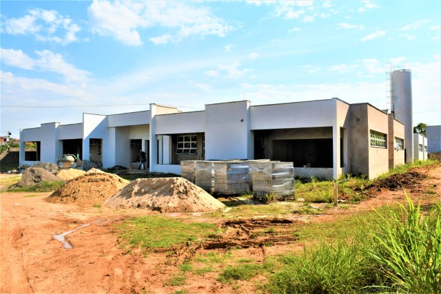 Nova escola no Jardim Santa Mônica avança após anos de paralisação