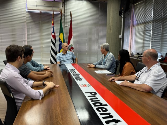 Prefeito de Tupã se reúne com Sabesp para discutir obras de água e esgoto
