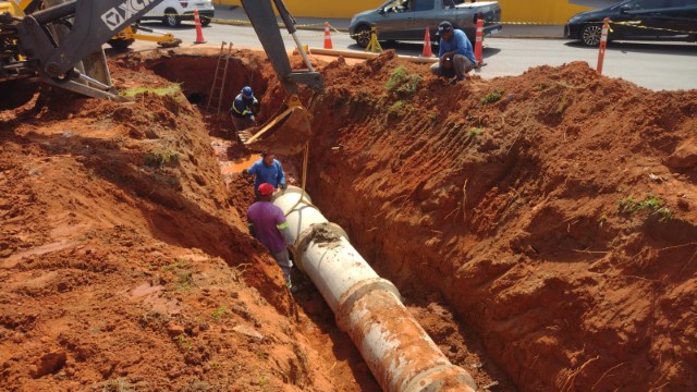 Reparo na microdrenagem da Avenida 14 de Setembro em Presidente Prudente