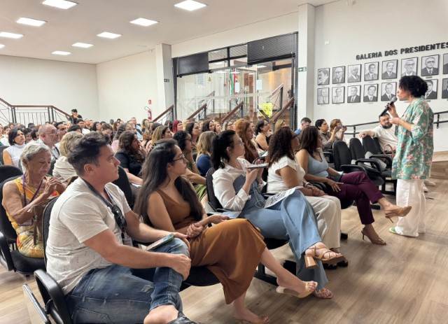 Capacitação sobre Proteção a Crianças Ameaçadas em Presidente Prudente